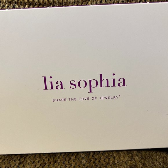 Lia Sophia Interlope necklace - Picture 3 of 3